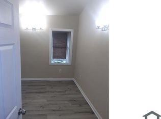 121 W Haines St #2B, Philadelphia, PA 19144