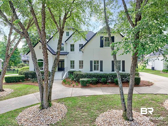 3rd image of 105 High Pines Rdg