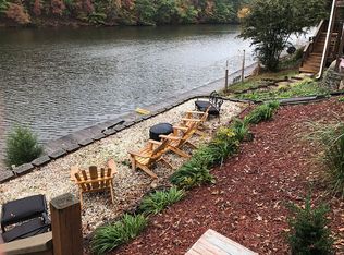 119 Club House Dr, New London, NC 28127