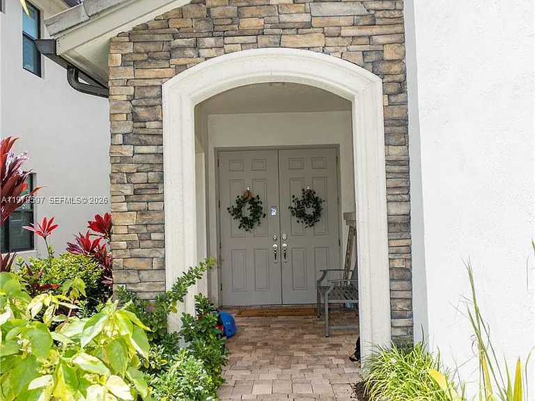 11826 SW 13th Ct — Photo 39