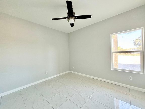 5th image of 1503 W Saint Francis Ave #11523822