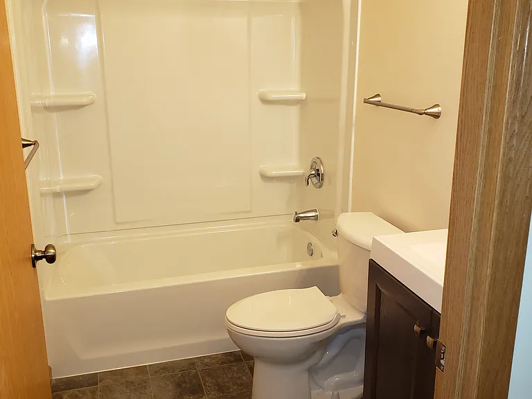 3825 Cliffside Dr — Photo 5