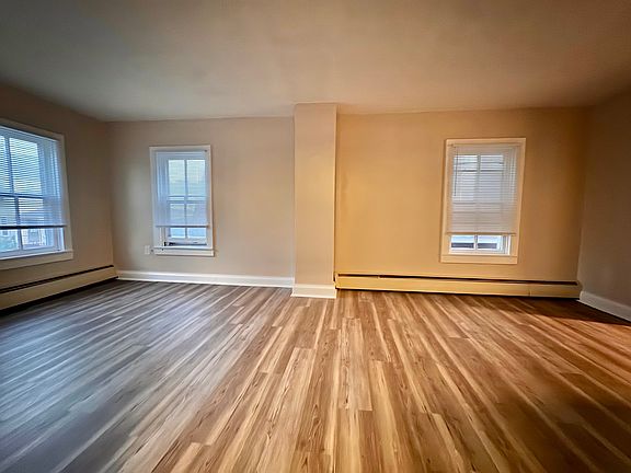 630 Broadway 2nd Floor - Large Living Room