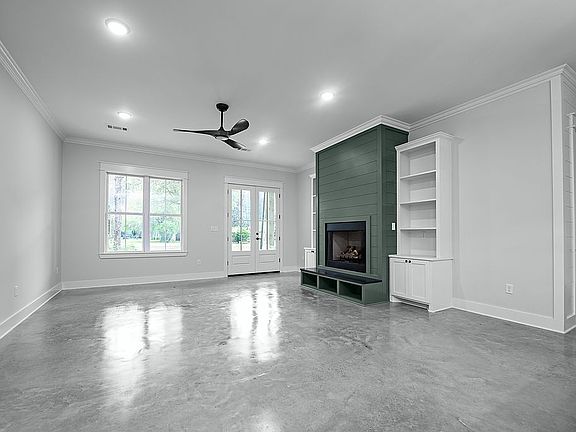 5th image of 174 Nation Rd