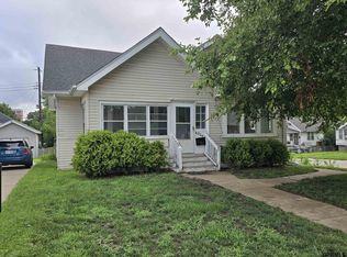 4204 Pacific St, Omaha, NE 68105