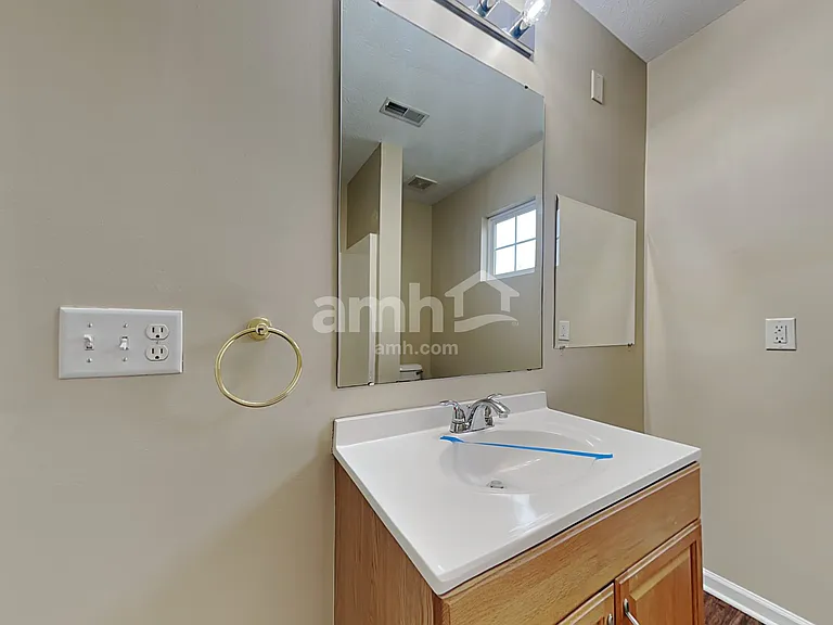 268 Indian Lake Dr — Photo 12