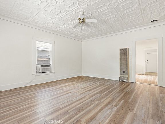 2nd image of 1038 W 5th St