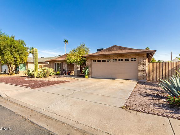 4th image of 2549 W Nopal Ave