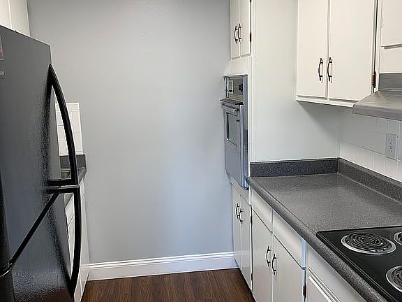 5th image of 727 W Riverview Ave APT 406