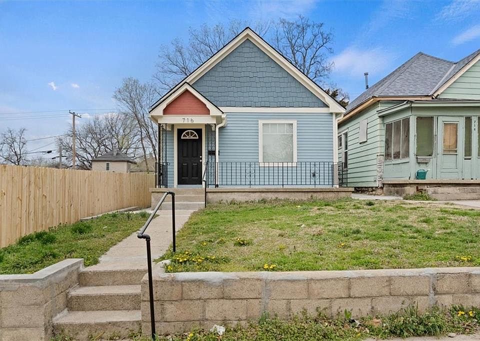 1st image of 716 Kensington Ave