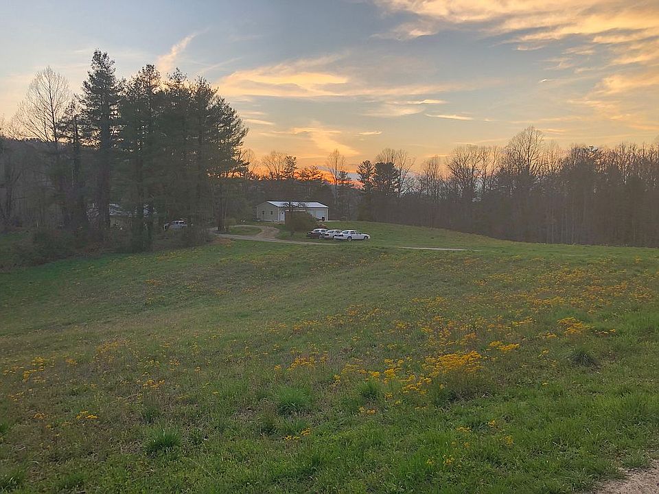 1st image of 701 Mergans Ln