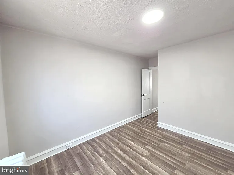 4020 Howland St — Photo 19