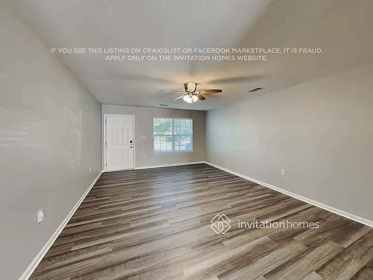 236 Hunslet Cir — Photo 4