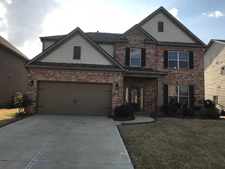 3415 Pointe Vecchio Cir — Photo 1