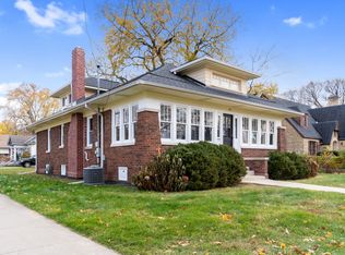 407 N Liberty St, Elgin, IL 60120