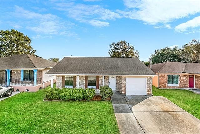 2nd image of 2624 Highland Dr W