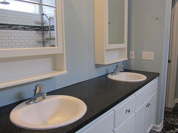 4th image of 22 Isle Of Palms E