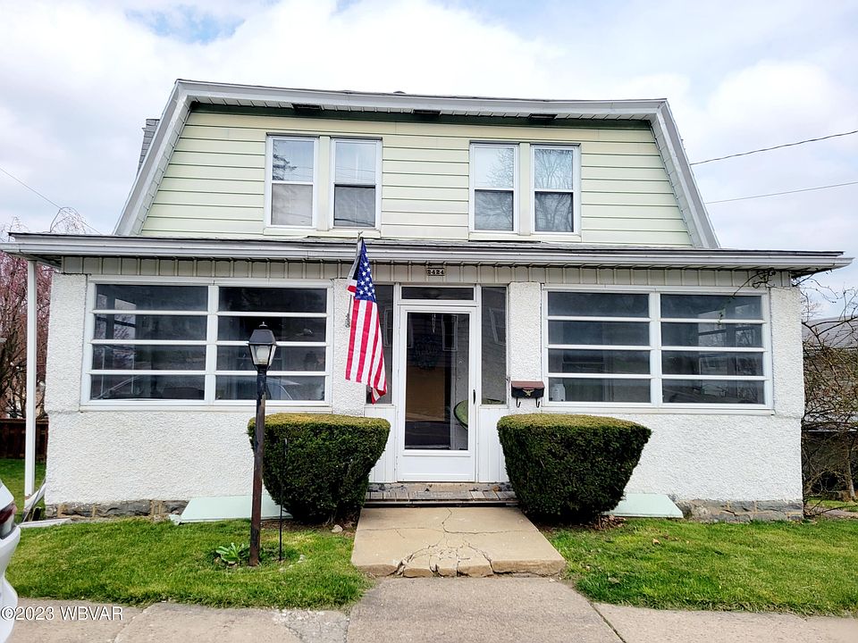 1st image of 2424 Euclid Ave S