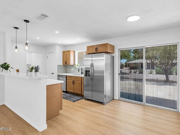 5th image of 13812 N 103RD Way