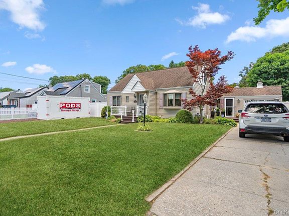 3rd image of 17 Brook Place