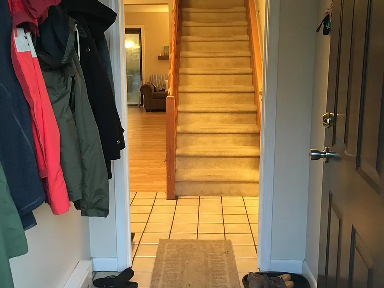 6 Chelsea Cir — Photo 2