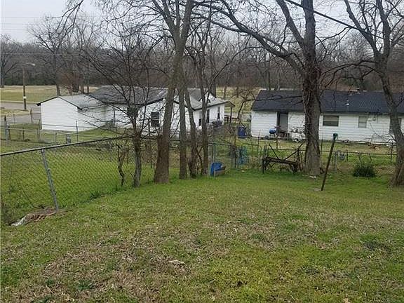 4th image of 2348 Wolcott Dr