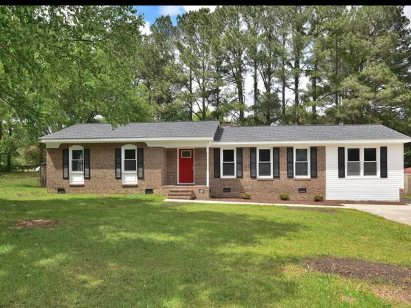 2720 Buff Rd, Rocky Mount, NC 27803