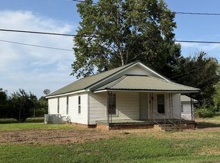 10390 Highway 54, Paris, TN 38242