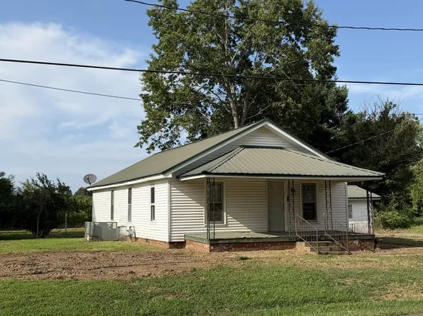 10390 Highway 54, Paris, TN 38242