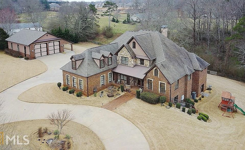 2nd image of 5528 Tanners Ridge Rd