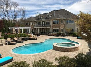 81 Force Hill Rd, Livingston, NJ 07039