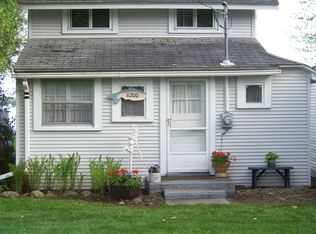 11200 W Ferndale Dr, Manitou Beach, MI