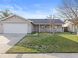 1846 Saddleback Pl, Hanford, CA 93230