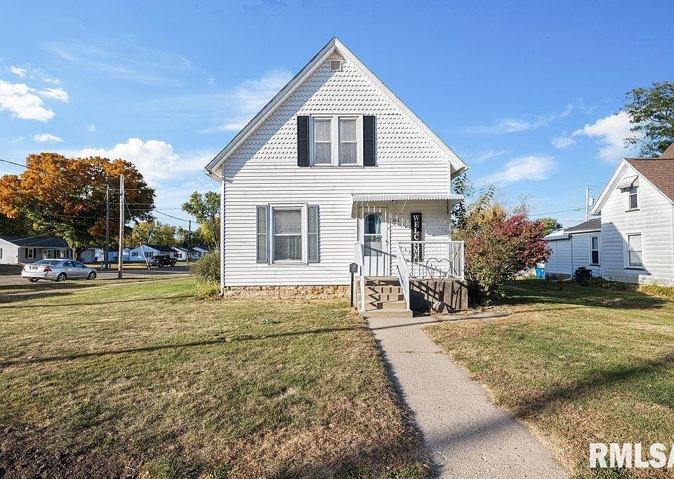 1st image of 426 13th St