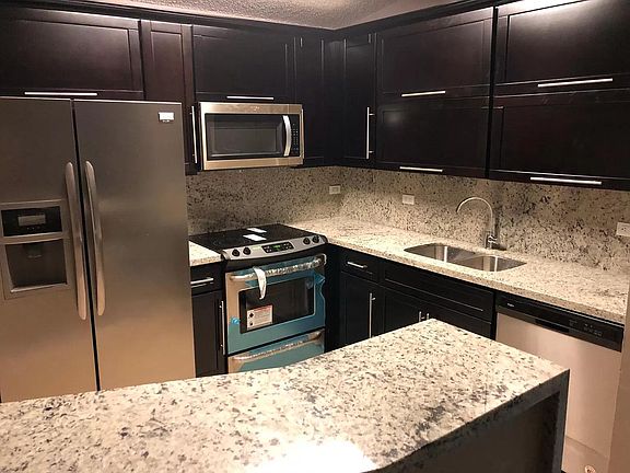 3rd image of 3640 N 56th Ave #623