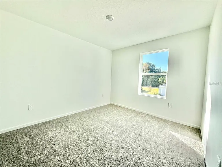 3783 NE 30th Ter — Photo 20