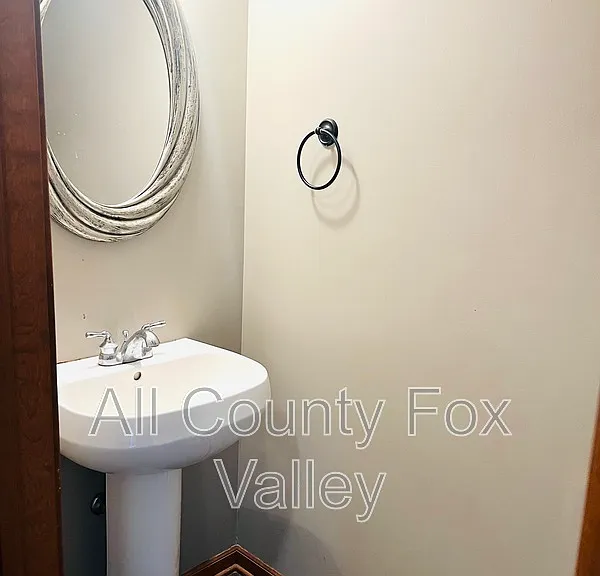 1850 Waverly Way — Photo 18