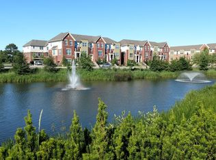 1194 Danforth Ct, Vernon Hills, IL 60061