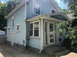 2851 Vincent St, Cuyahoga Falls, OH 44221