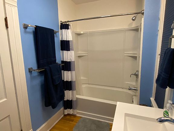 4th image of 118 Pine St #2