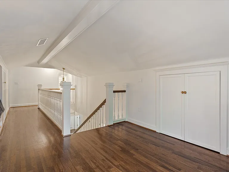 410 Rice Ave — Photo 35