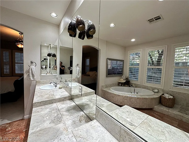 1211 Martini Dr — Photo 26