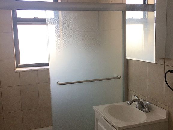 4th image of 3615 30th Ave