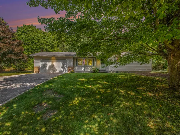 330 S Sunset Ter, Shelby, MI 49455