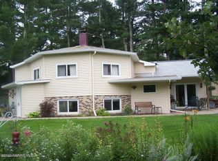 11081 Hillcrest Dr, Bemidji, MN 56601