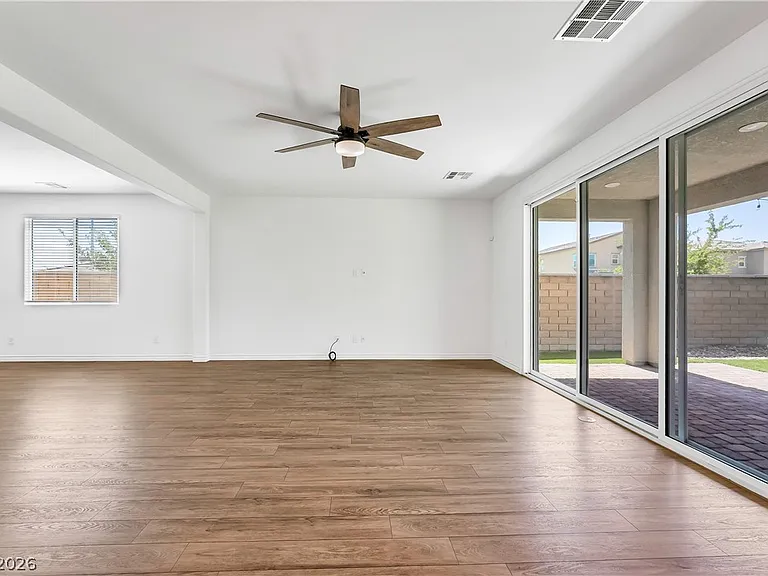 1611 Dire Wolf Ave — Photo 10