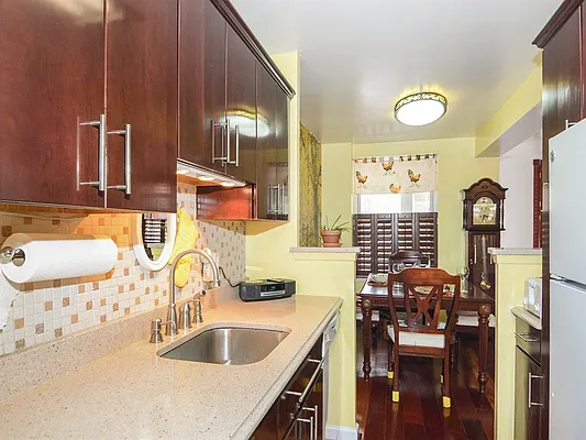 Sold by Robert E. Hill  | media 11