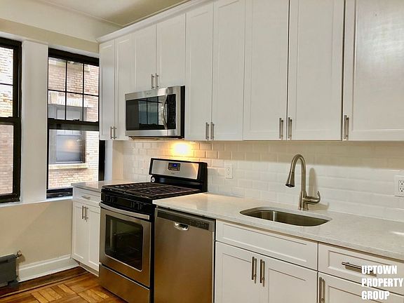 2nd image of 825 W 187th St APT 3D