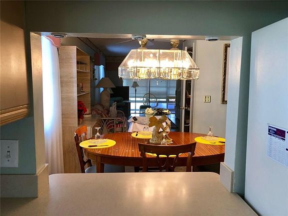 3rd image of 1225 NW 21st St Unit 29-2907