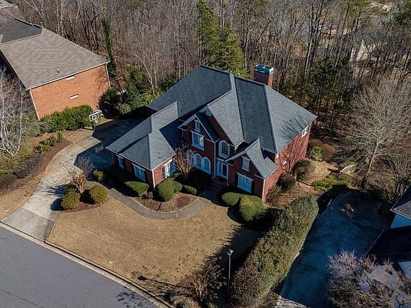 4th image of 9445 Stoney Ridge Ln